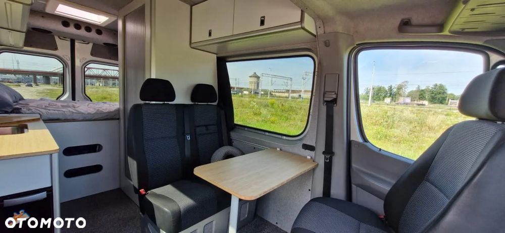 Mercedes-Benz Sprinter Kamper Campervan - 12