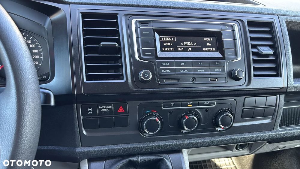 Volkswagen Transporter - 15