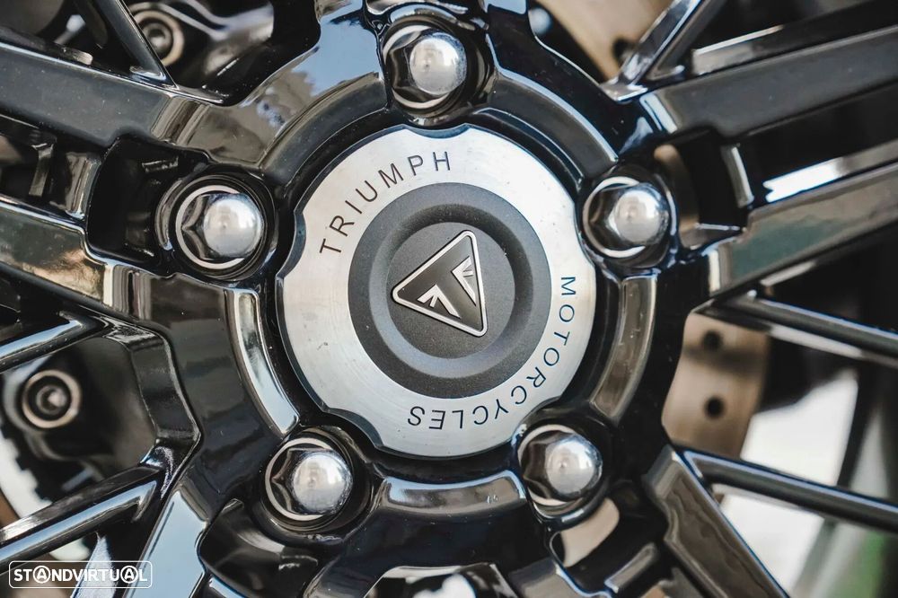Triumph Rocket - 37