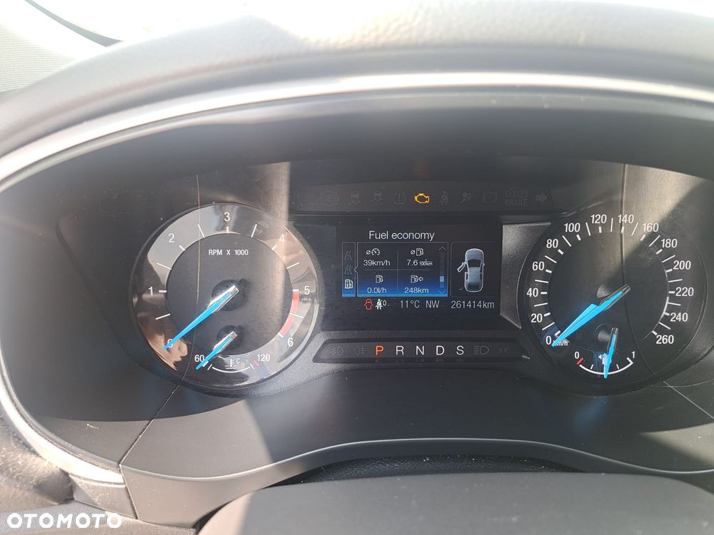 Ford Mondeo 2.0 TDCi Titanium PowerShift - 11