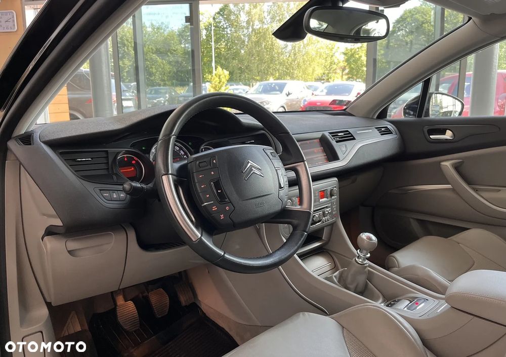 Citroën C5 2.0 HDi Exclusive - 10