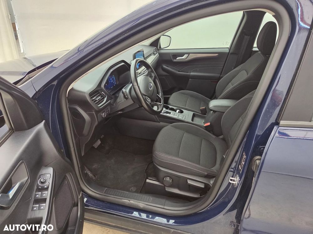 FORD Kuga 2023 — imagine 6