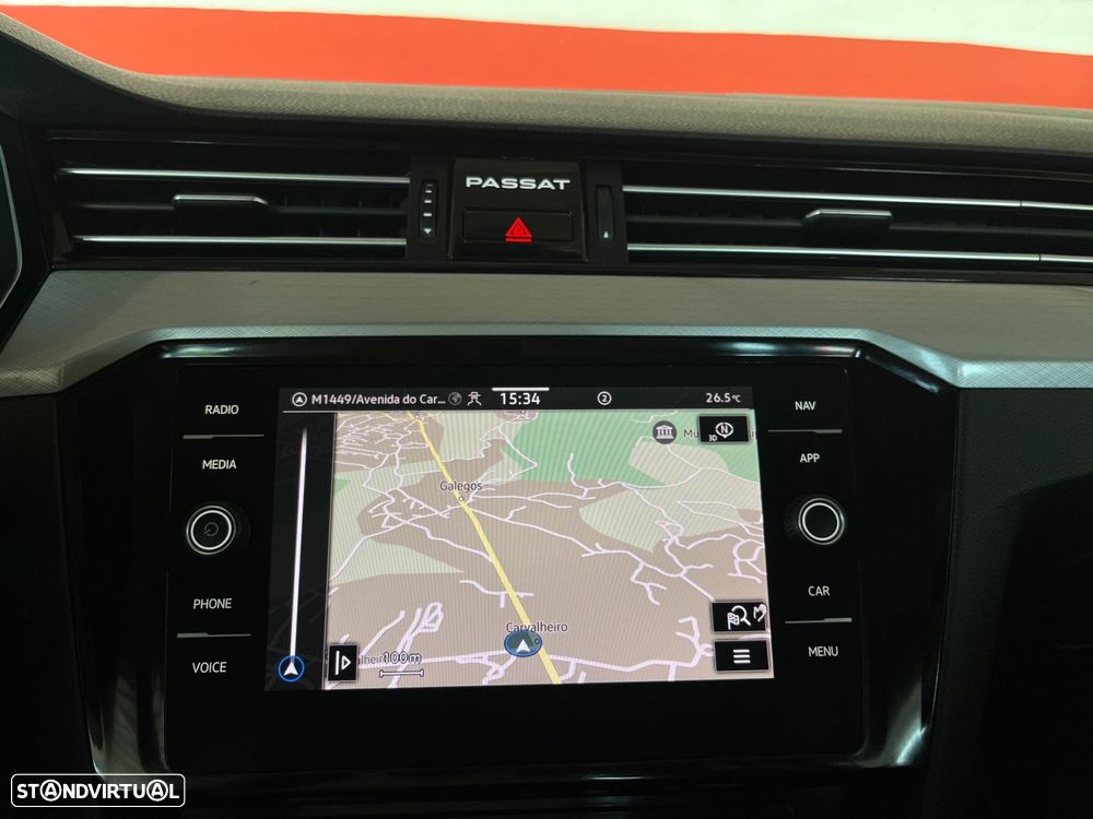 VW Passat Variant 2.0 TDI Elegance DSG - 12