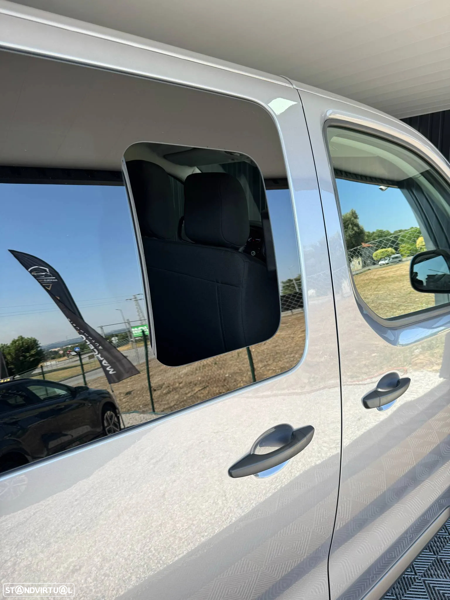Peugeot Expert 1.5 BlueHDi L2H1 Semi-Vidrado - 8