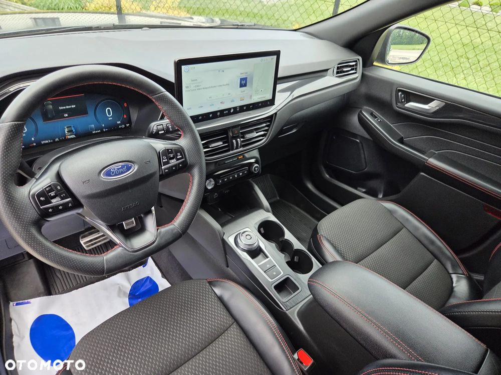 Ford Kuga - 35
