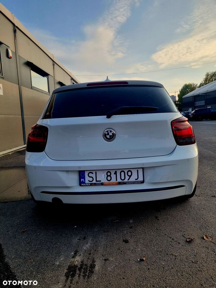 BMW Seria 1 116i Sport Line - 3