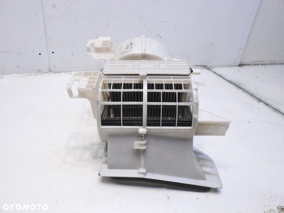 OBUDOWA DMUCHAWY NAGRZEWNICY MAZDA 6 GH - 7