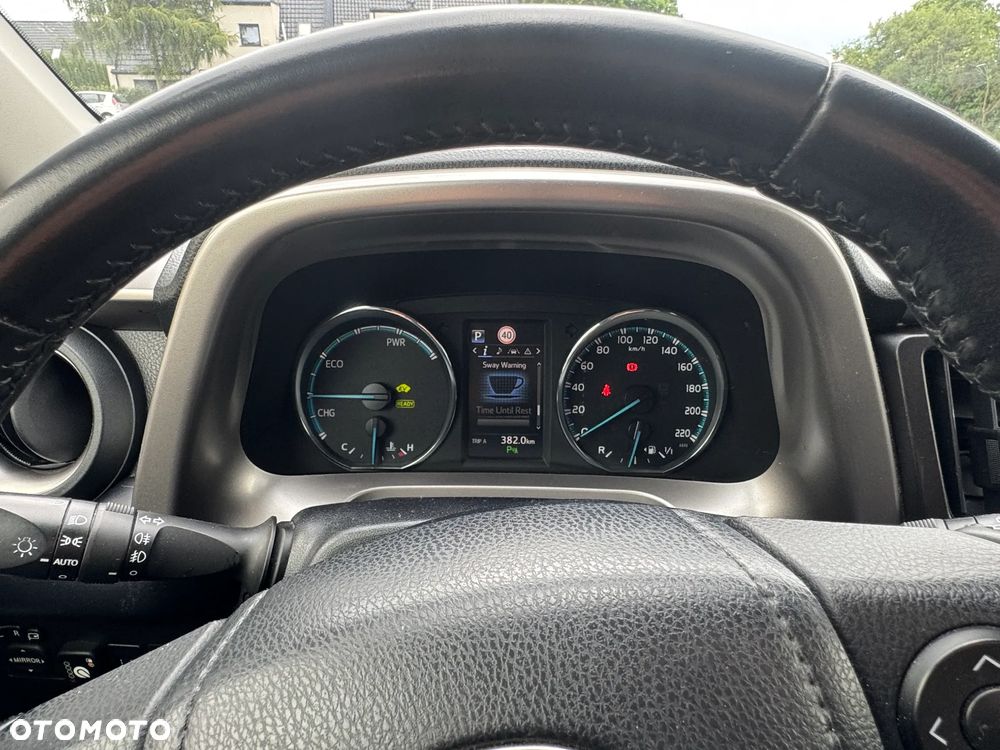 Toyota RAV4 - 18