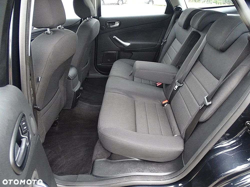 Ford Mondeo 2.0 Titanium - 6