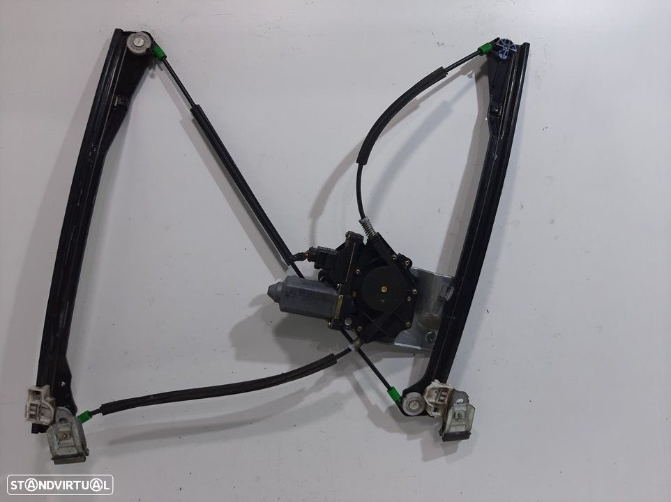 ELEVADOR DE VIDRO FRONTAL ESQUERDO VOLKSWAGEN POLO 2000 - - 3