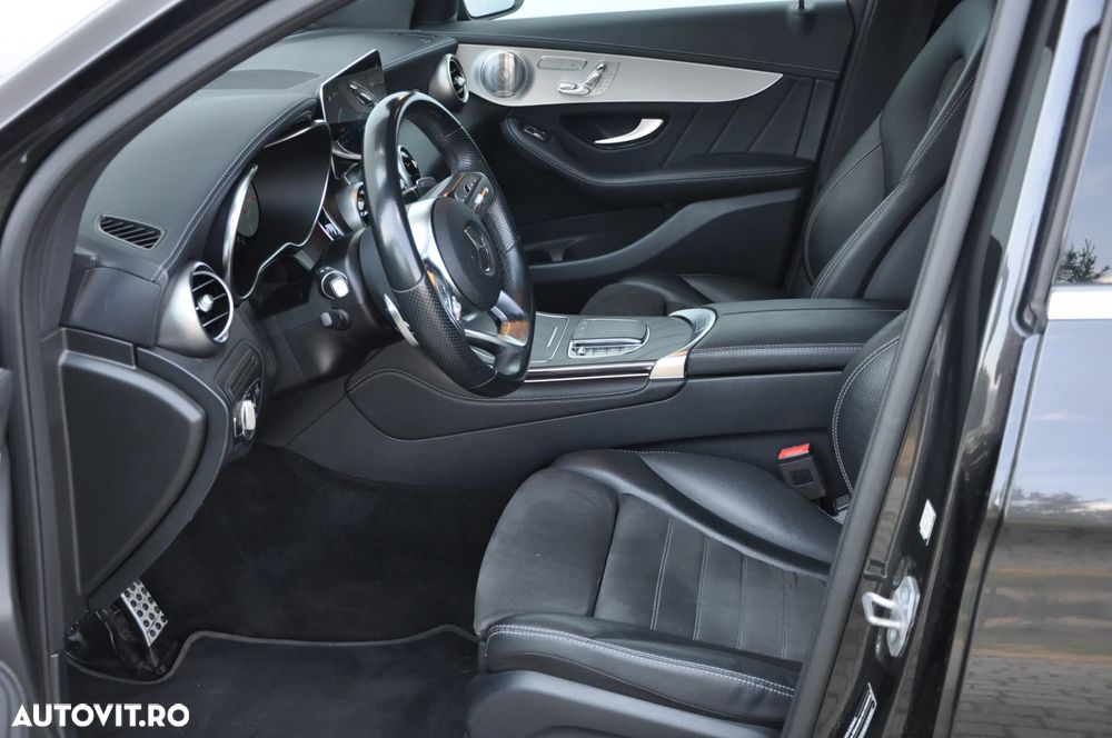 Mercedes-Benz GLC 300 d 4MATIC 9G-TRONIC AMG Line Plus - 13