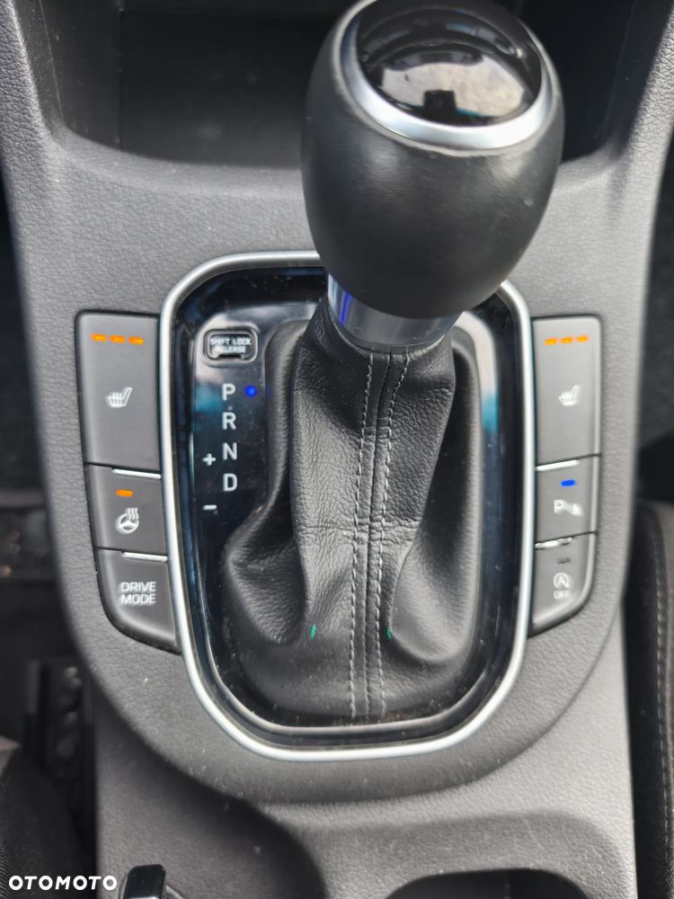 Hyundai i30 - 24