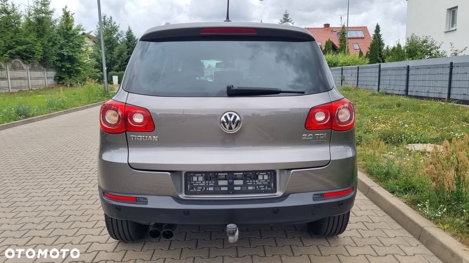 Volkswagen Tiguan - 5