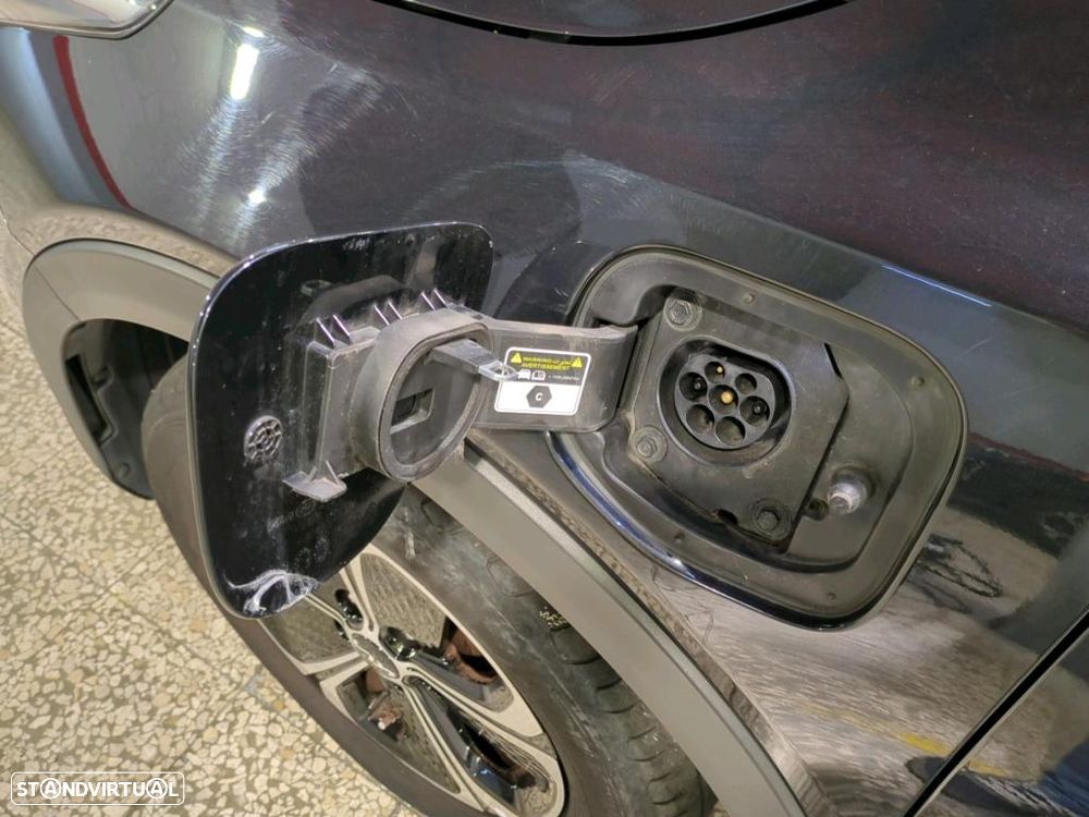 Kia XCeed 1.6 GDi PHEV Drive - 11