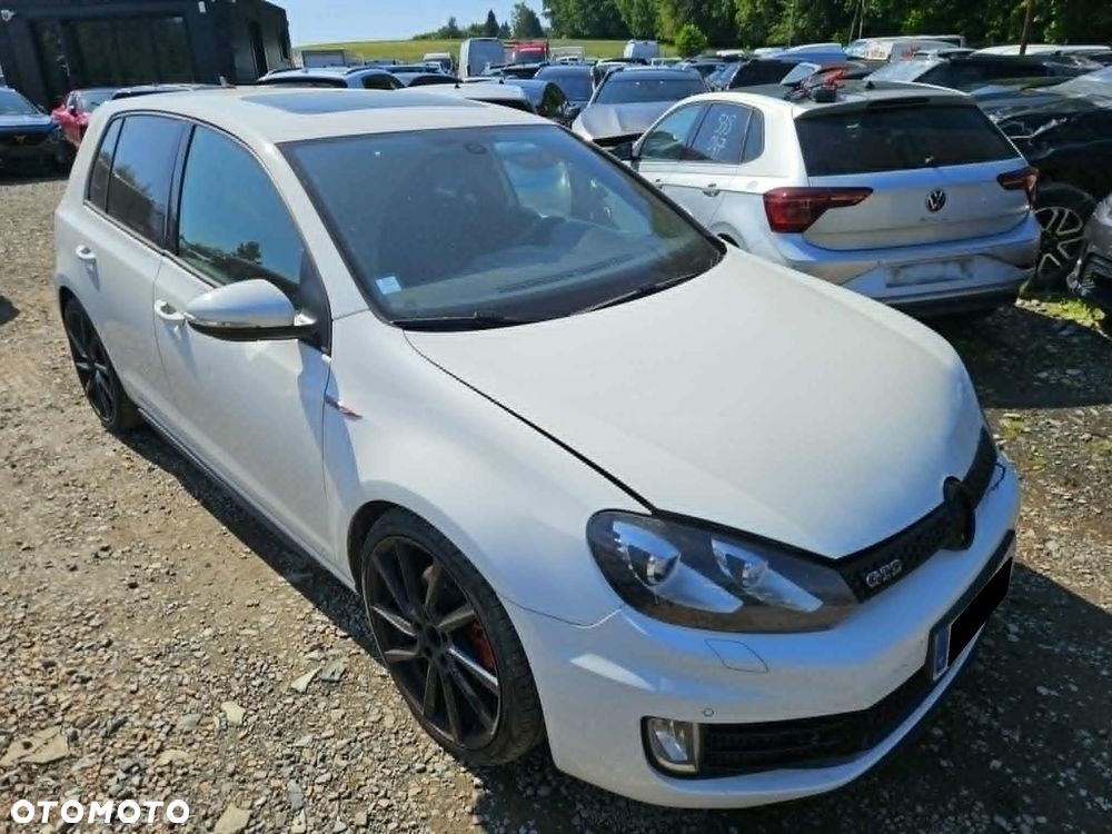 Volkswagen Golf 2.0 TDI DPF DSG GTD - 31