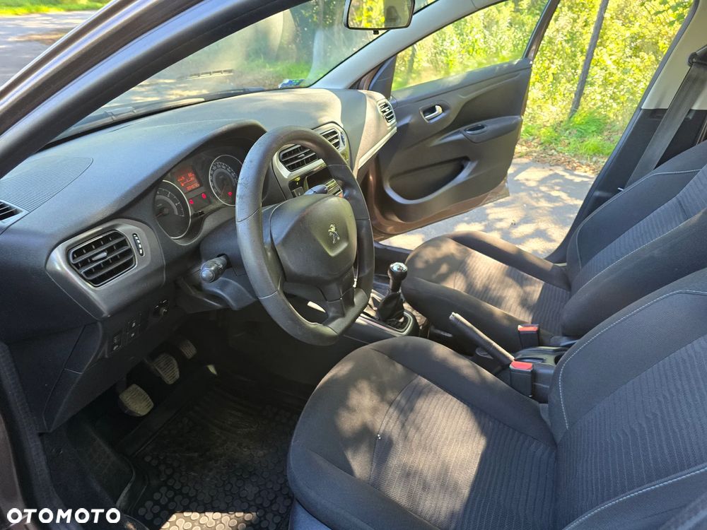 Peugeot 301 1.6 HDi Active - 8