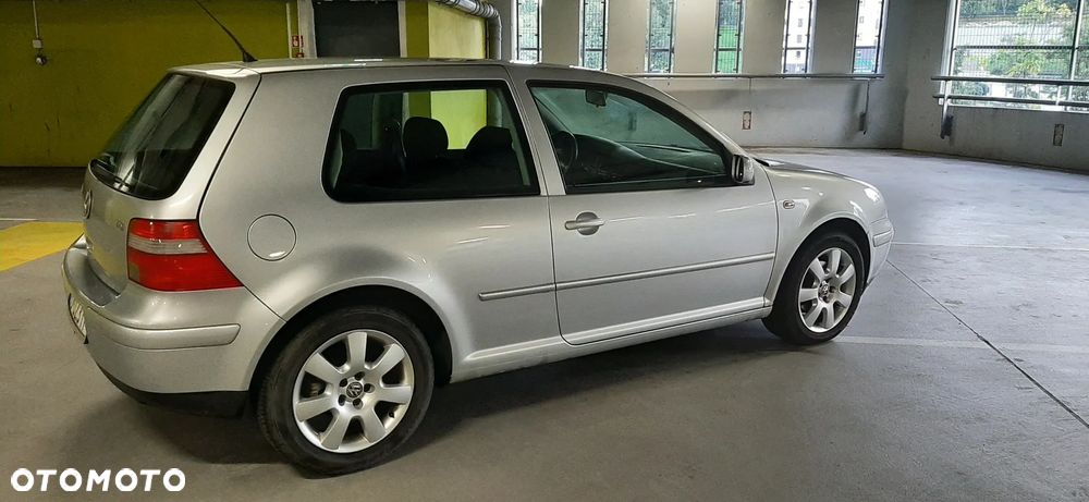 Volkswagen Golf 1.9 TDI Comfortline - 1