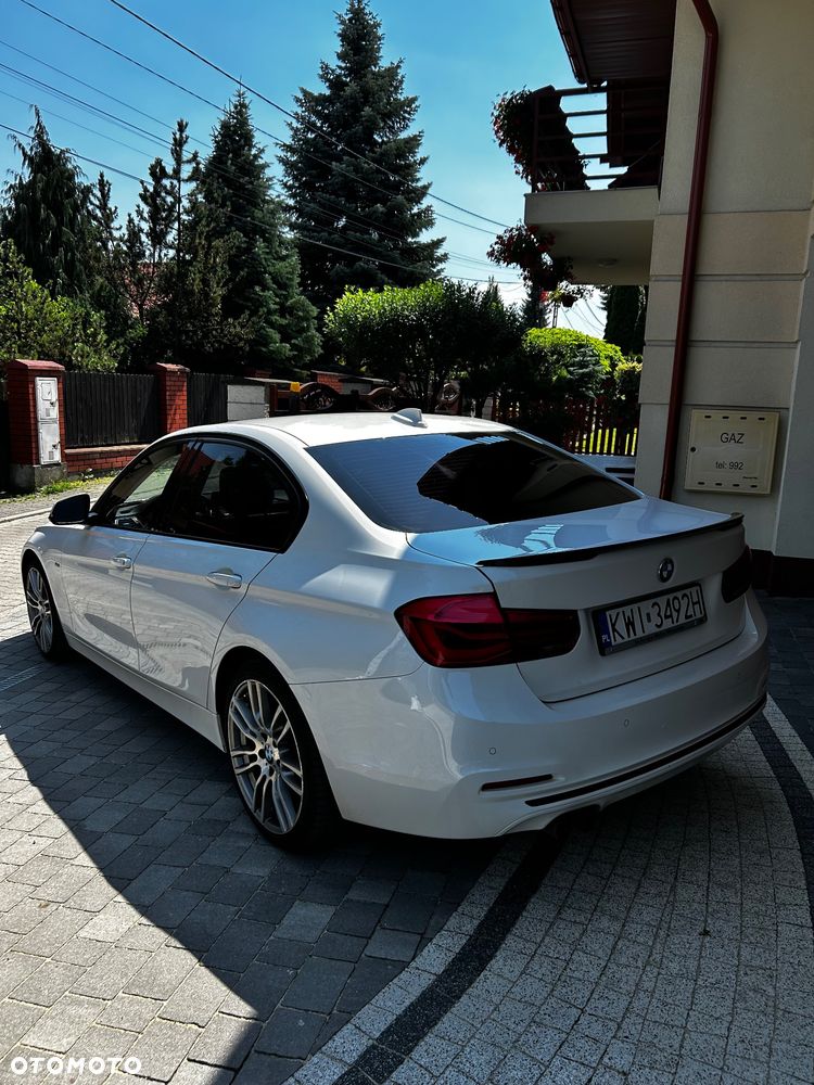 BMW Seria 3 320d Sport Line - 5