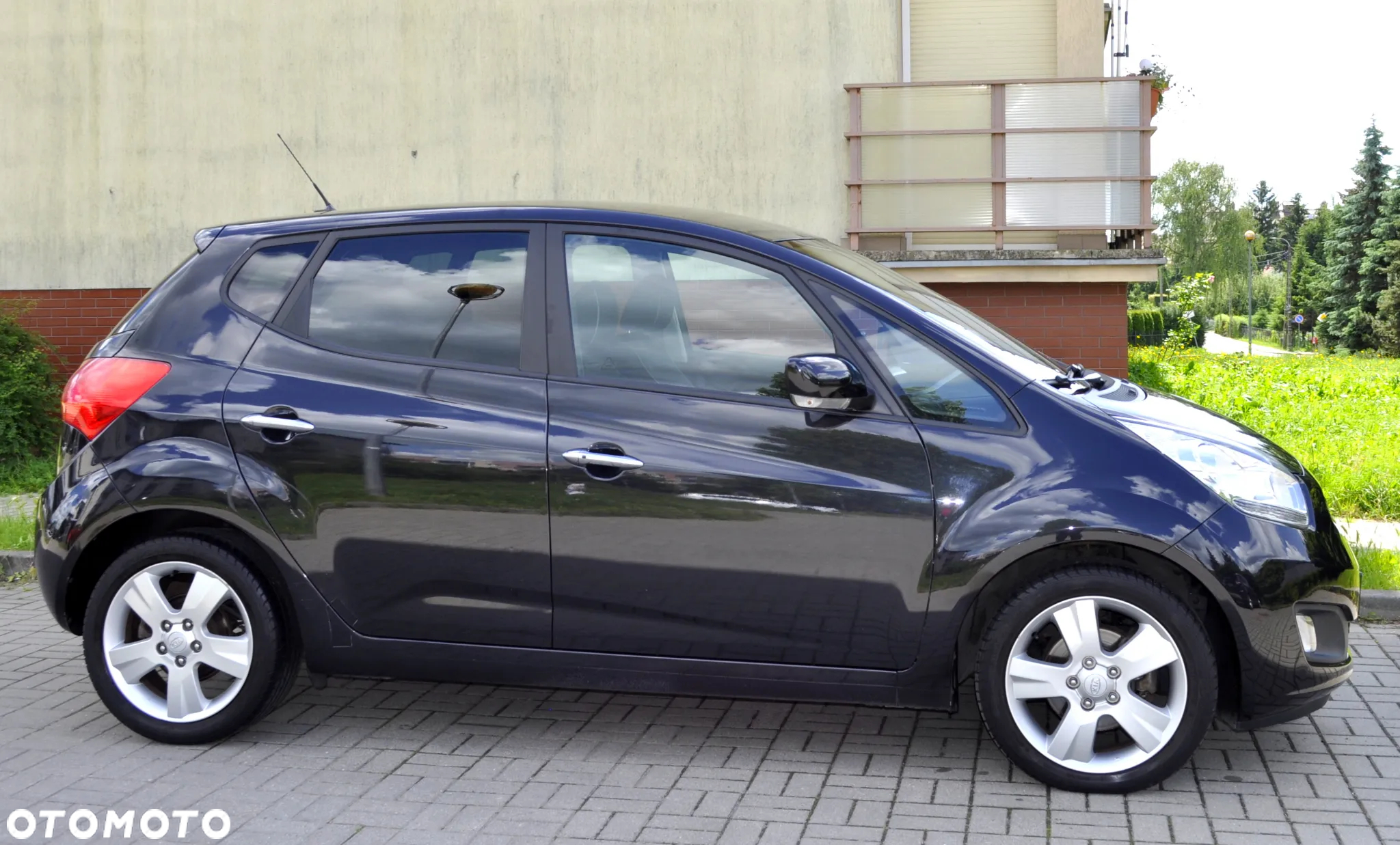 Kia Venga 1.6 CRDi 128 Business Line - 12