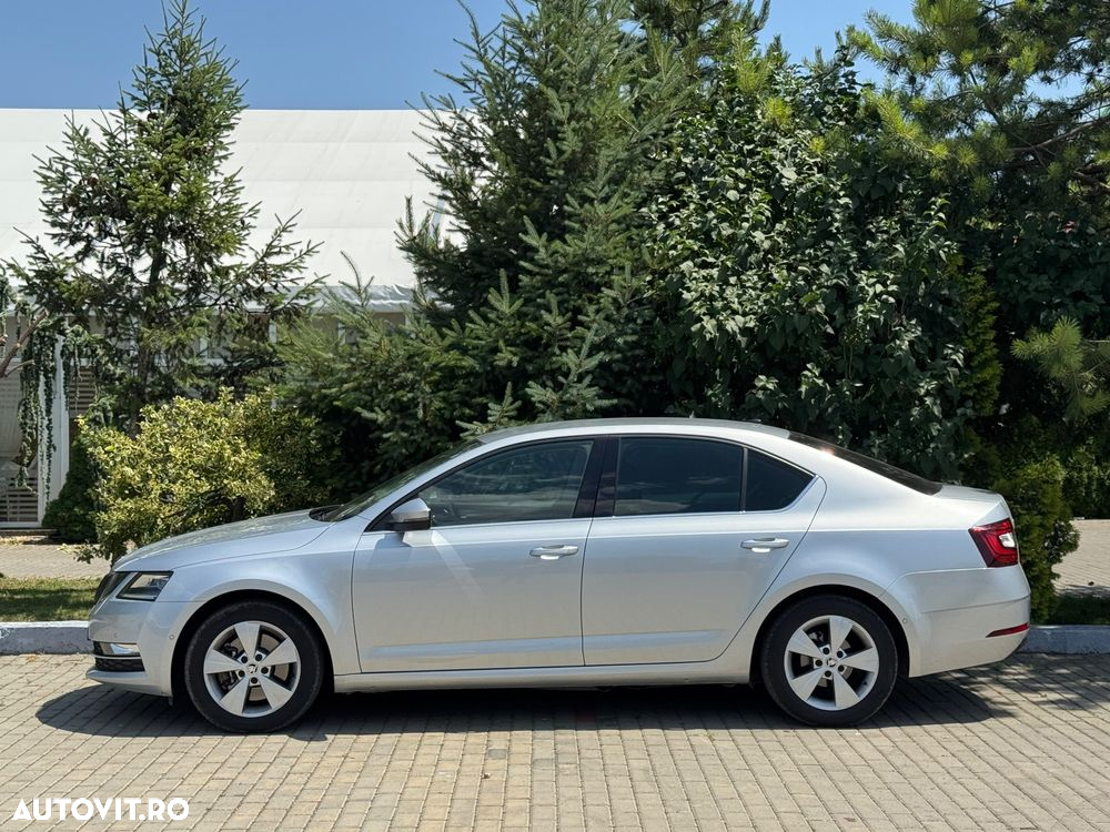 Skoda Octavia 2.0 TDI 150 CP DSG Sportline - 20