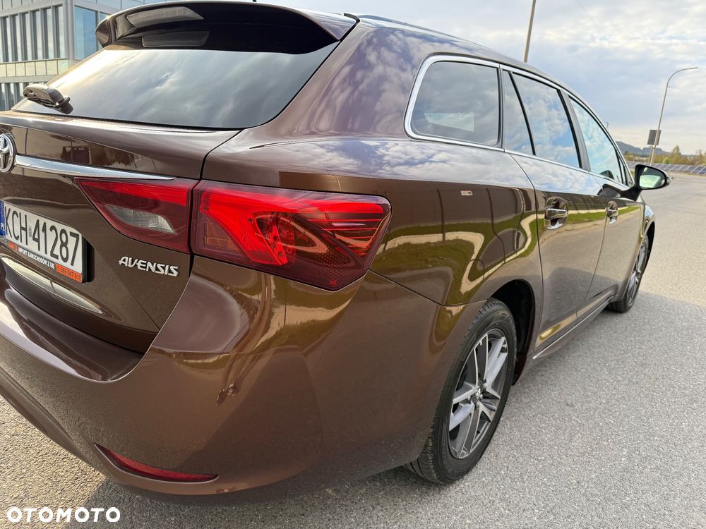 Toyota Avensis Touring Sports 1.8 Edition S+ - 17