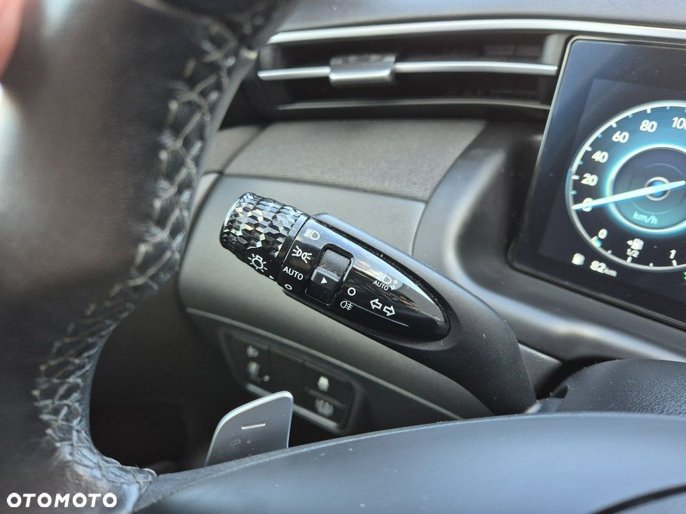 Hyundai Tucson 1.6 T-GDi HEV Smart 2WD - 17