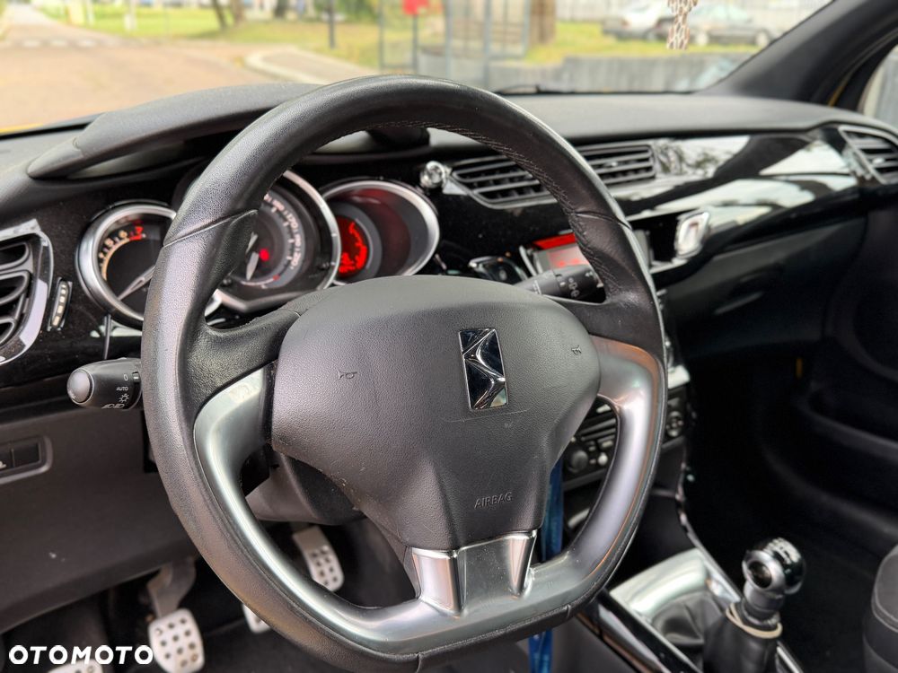 Citroën DS3 1.6 VTi SoChic - 14