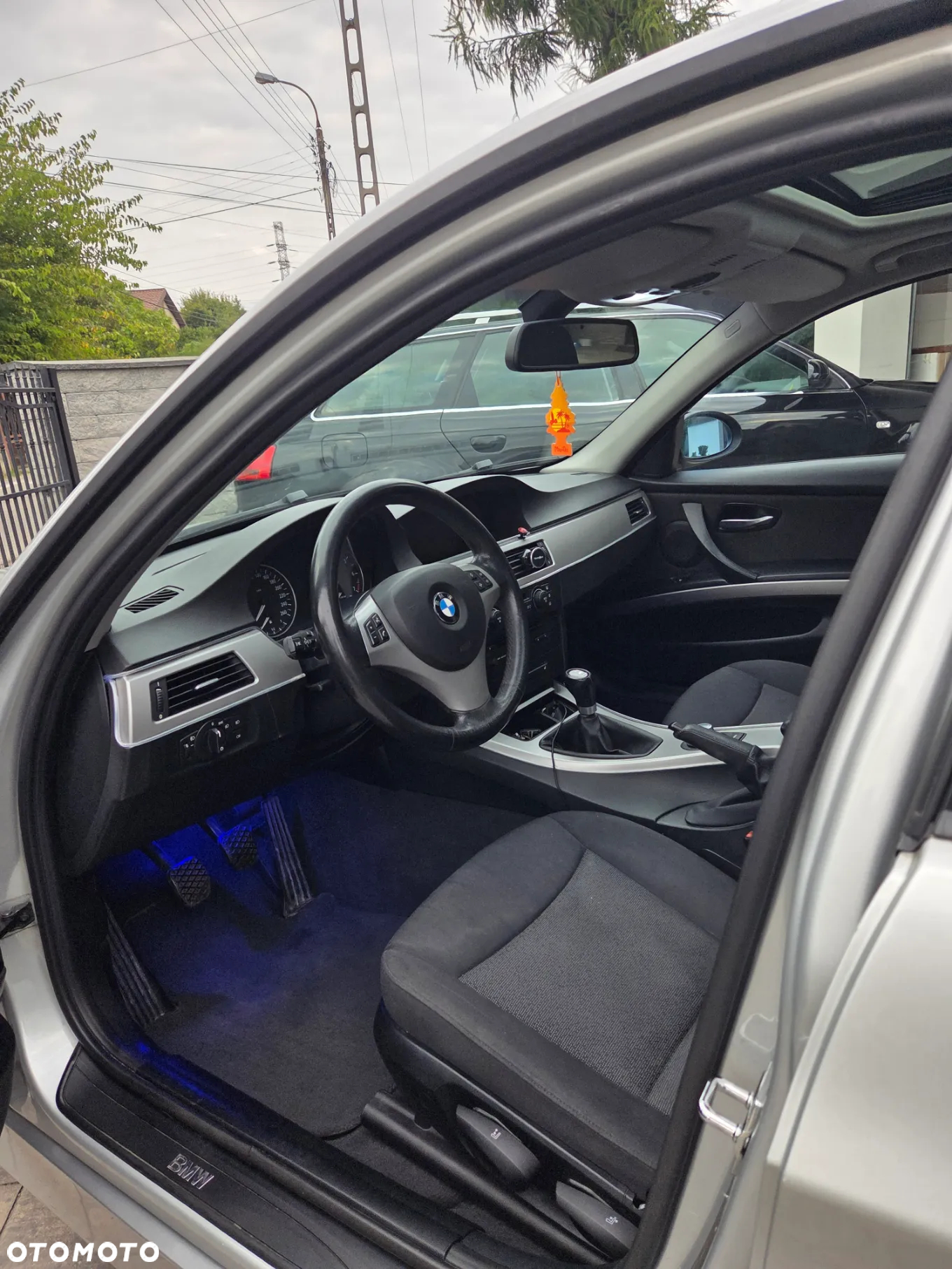 BMW Seria 3 320i - 10
