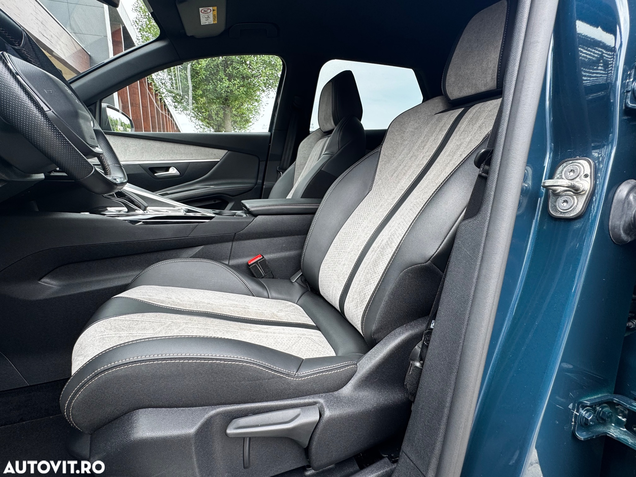 Peugeot 3008 PHEV EAT8 GT Pack - 16