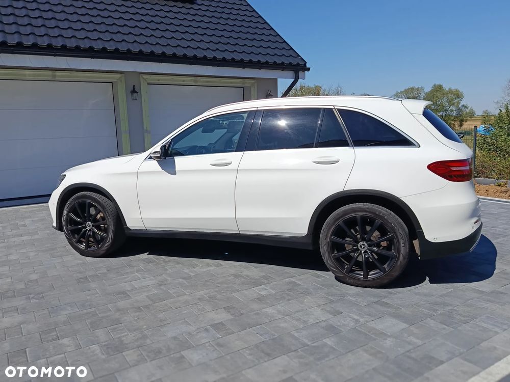 Mercedes-Benz GLC - 6