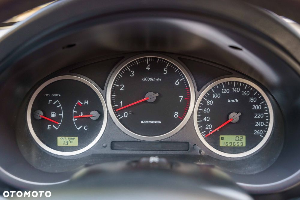 Subaru Impreza SW 2.5 WRX Sun - 25
