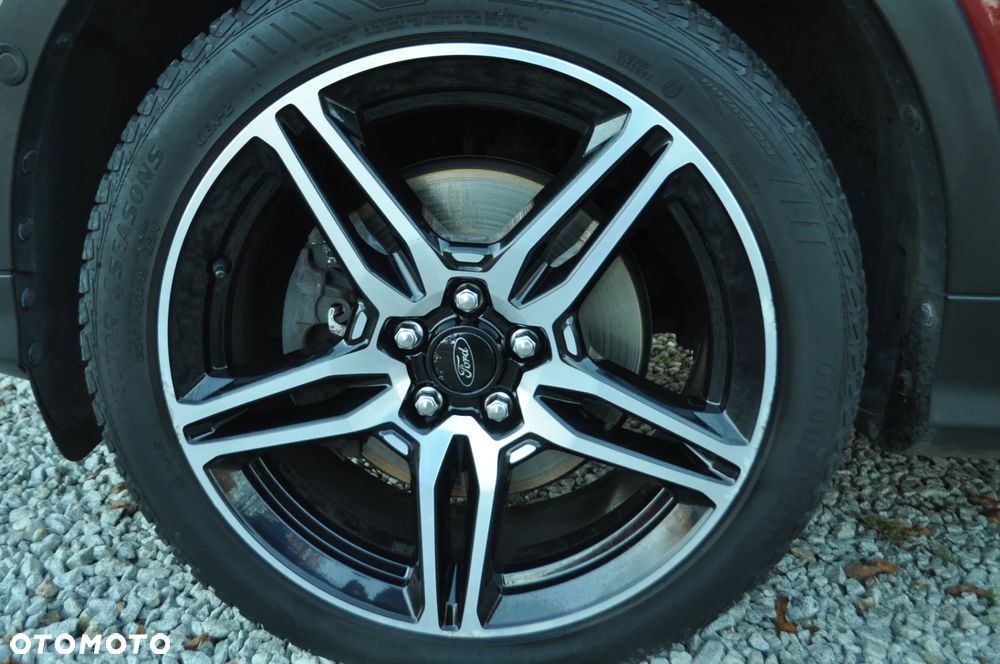 Ford Kuga 2.0 TDCi 4x4 Titanium - 36