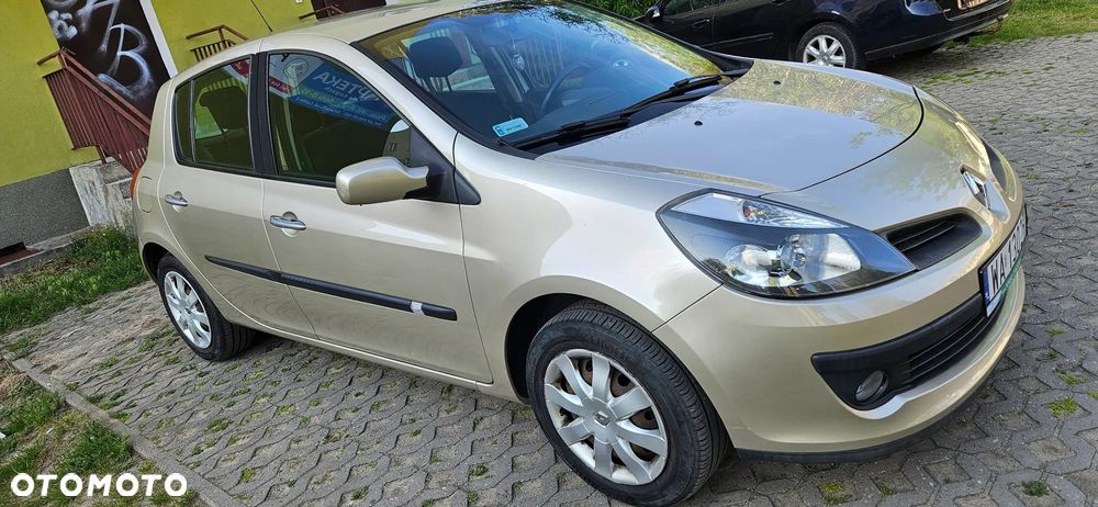 Renault Clio 1.6 16V Expression - 22