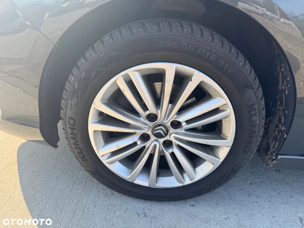 Citroën C4 e-HDi 115 Selection - 14