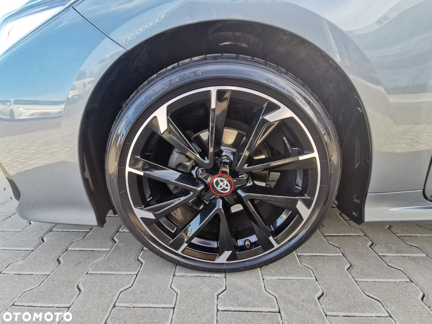 Toyota Corolla 1.6 GR Sport - 22