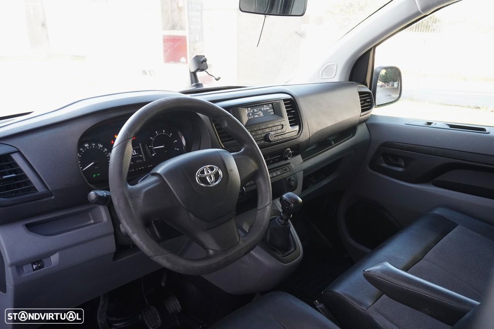 Toyota Proace - 8
