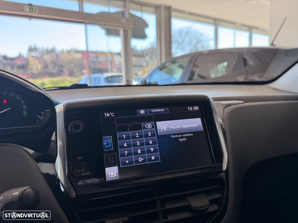 Peugeot 208 1.2 PureTech Style - 16