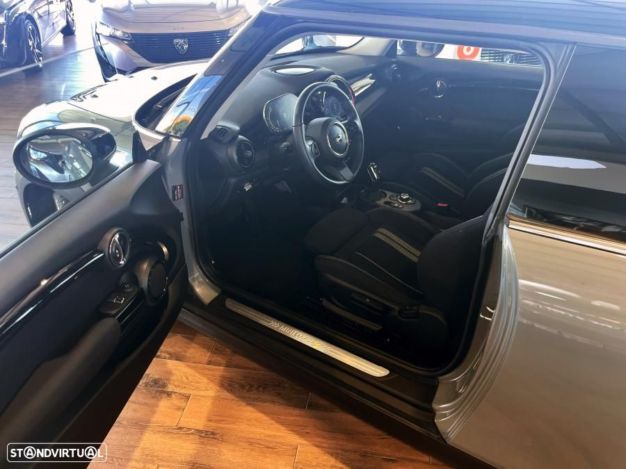 MINI 3 Portas Cooper SE Premium Essential - 14