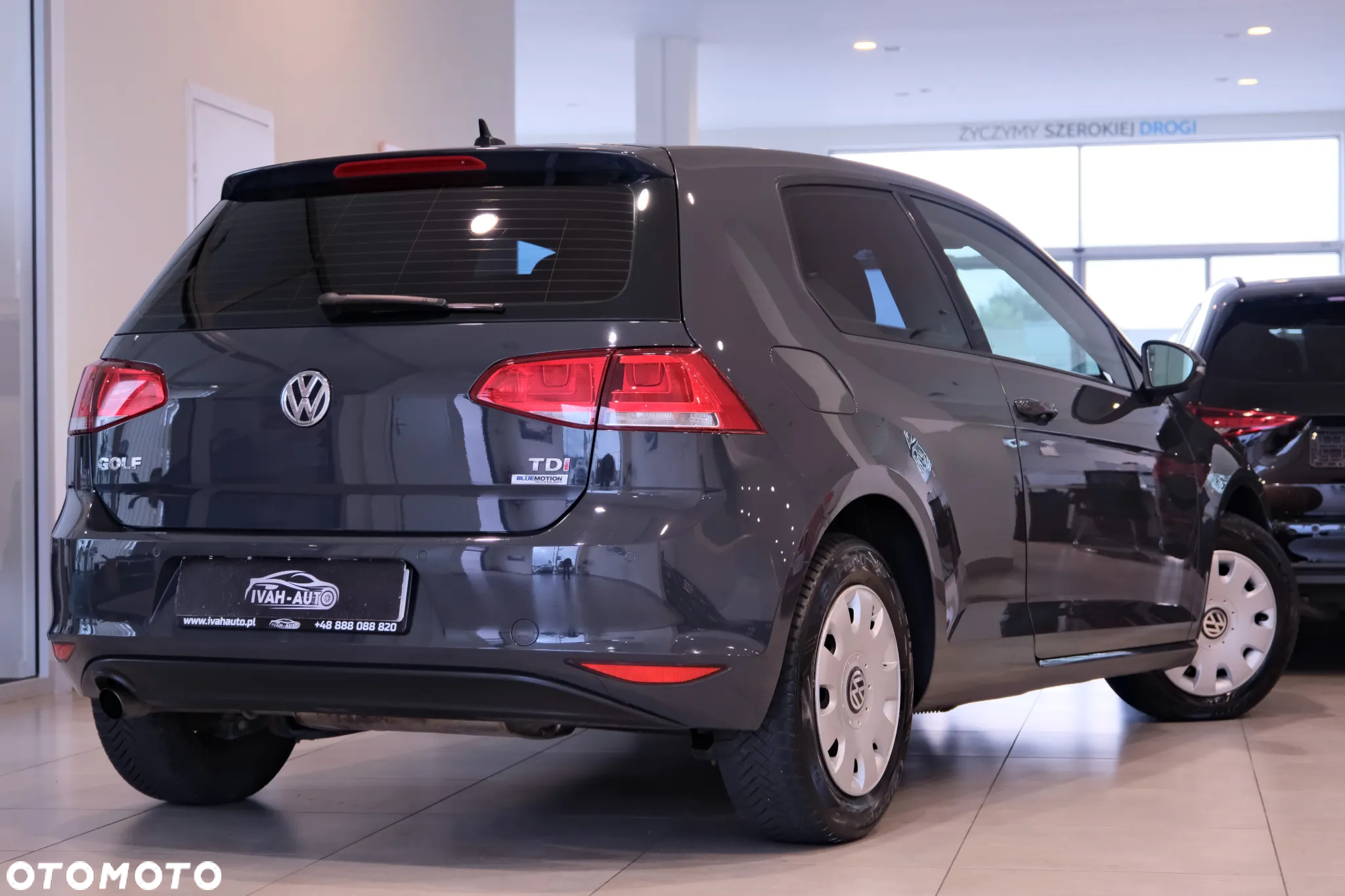 Volkswagen Golf 1.6 TDI BlueMotion Technology Cup - 14