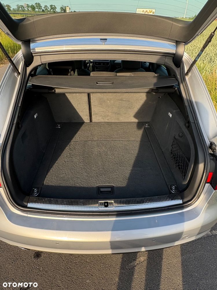 Audi A4 Avant 2.0 TDI Quattro - 10