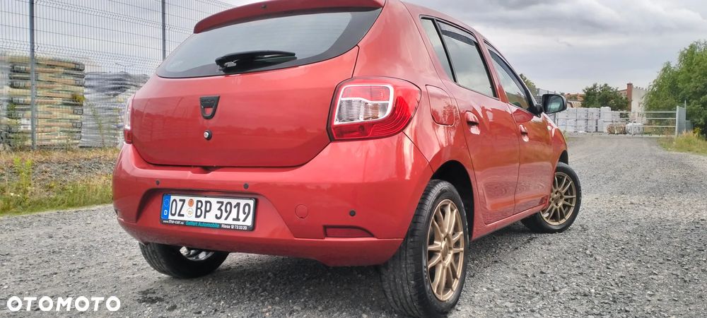 Dacia Logan 0.9 TCe SL Celebration S&S EU6 - 16