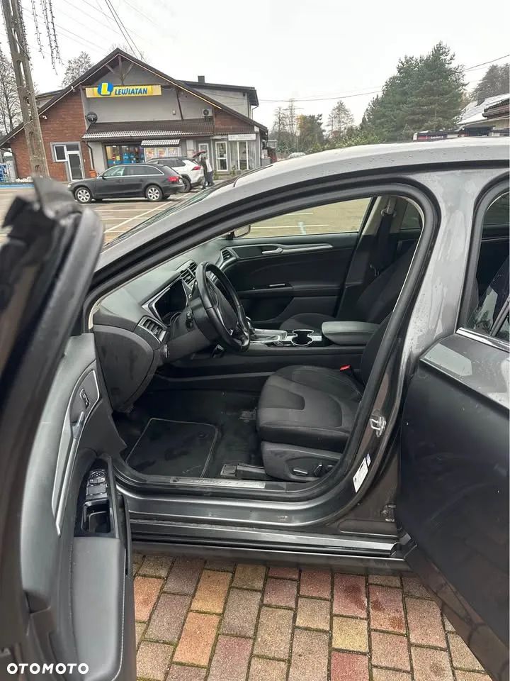 Ford Mondeo 2.0 TDCi Titanium PowerShift - 6