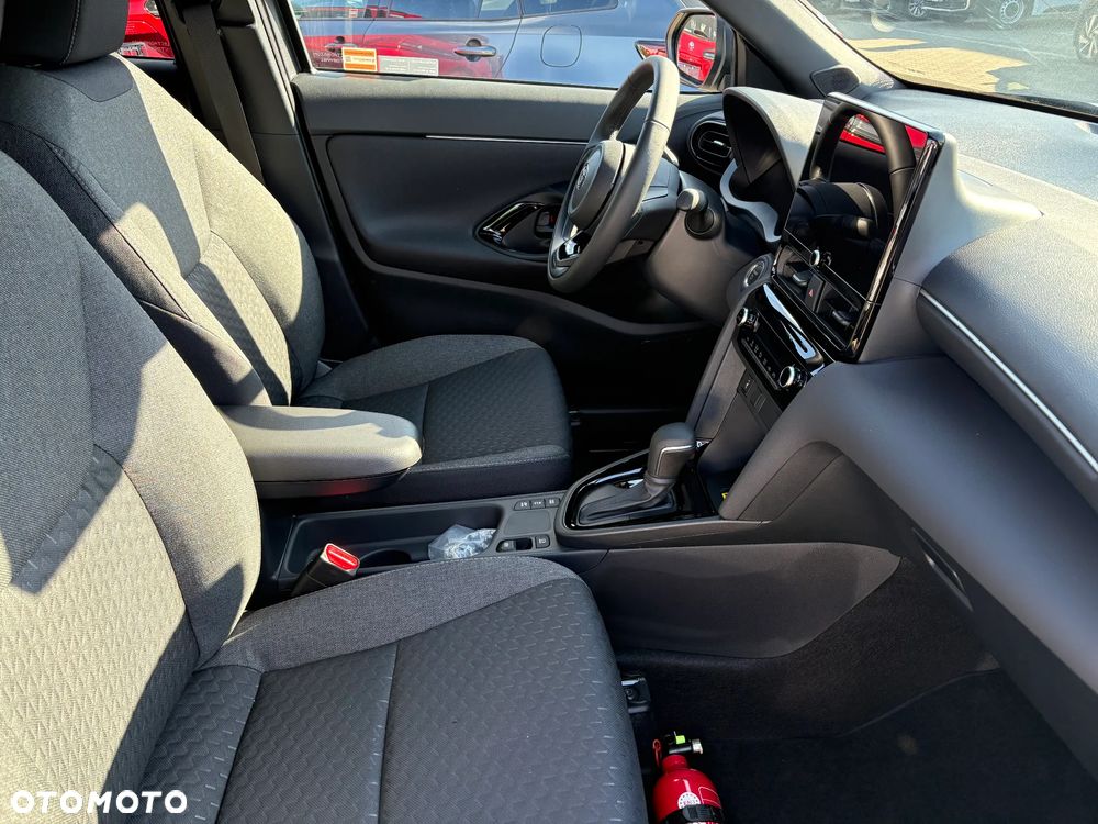 Toyota Yaris Cross - 10