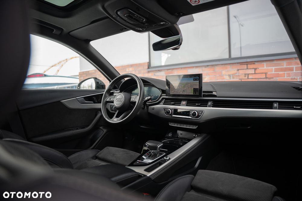 Audi A4 Avant 2.0 TDI ultra S tronic - 29