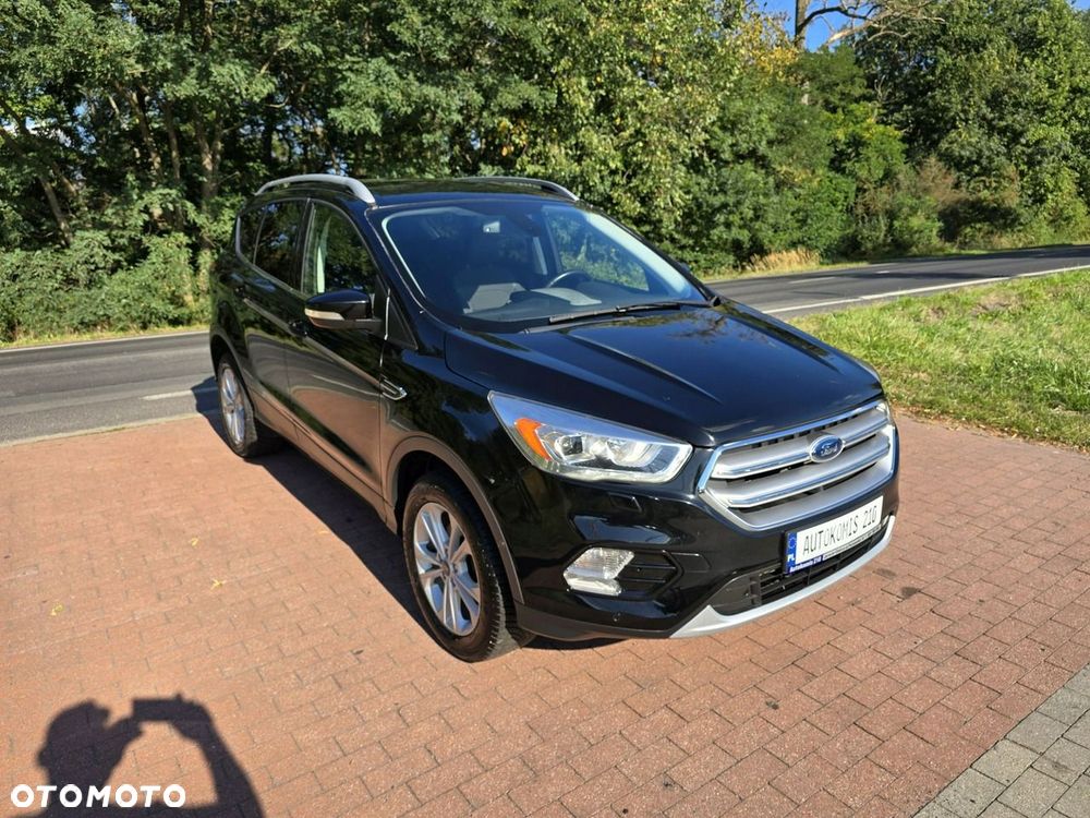 Ford Kuga - 10