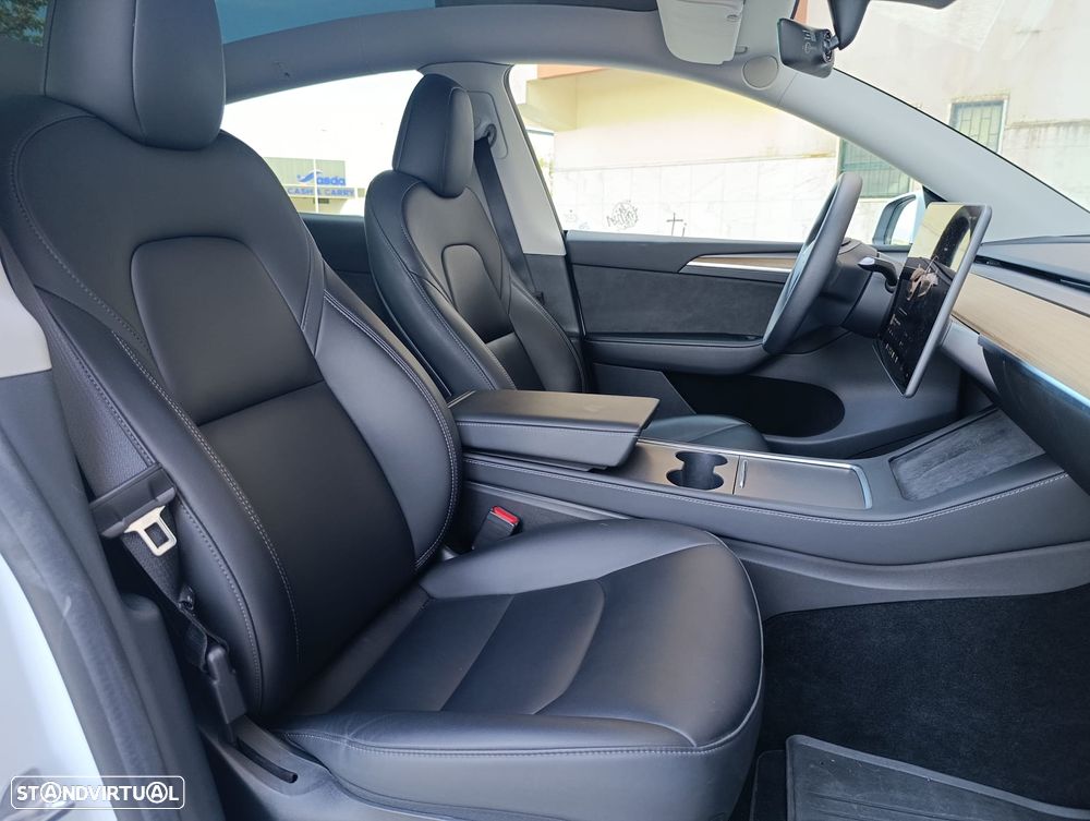 Tesla Model Y Tração Traseira - 19