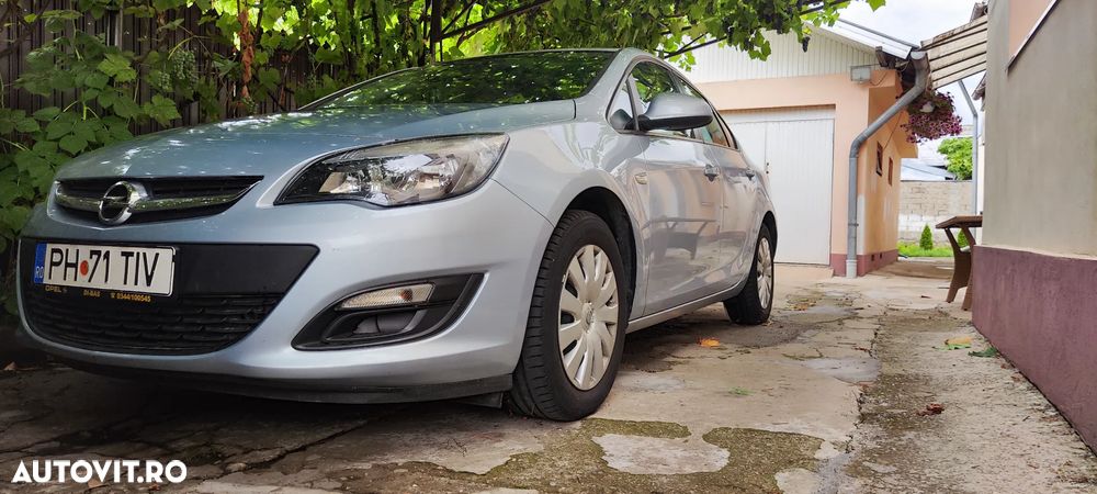 Opel Astra 1.6 TWINPORT ECOTEC Active - 12