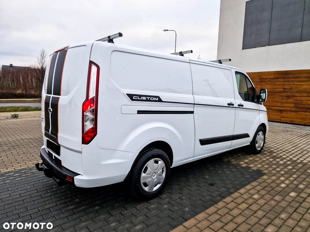 Ford TRANSIT CUSTOM - 5