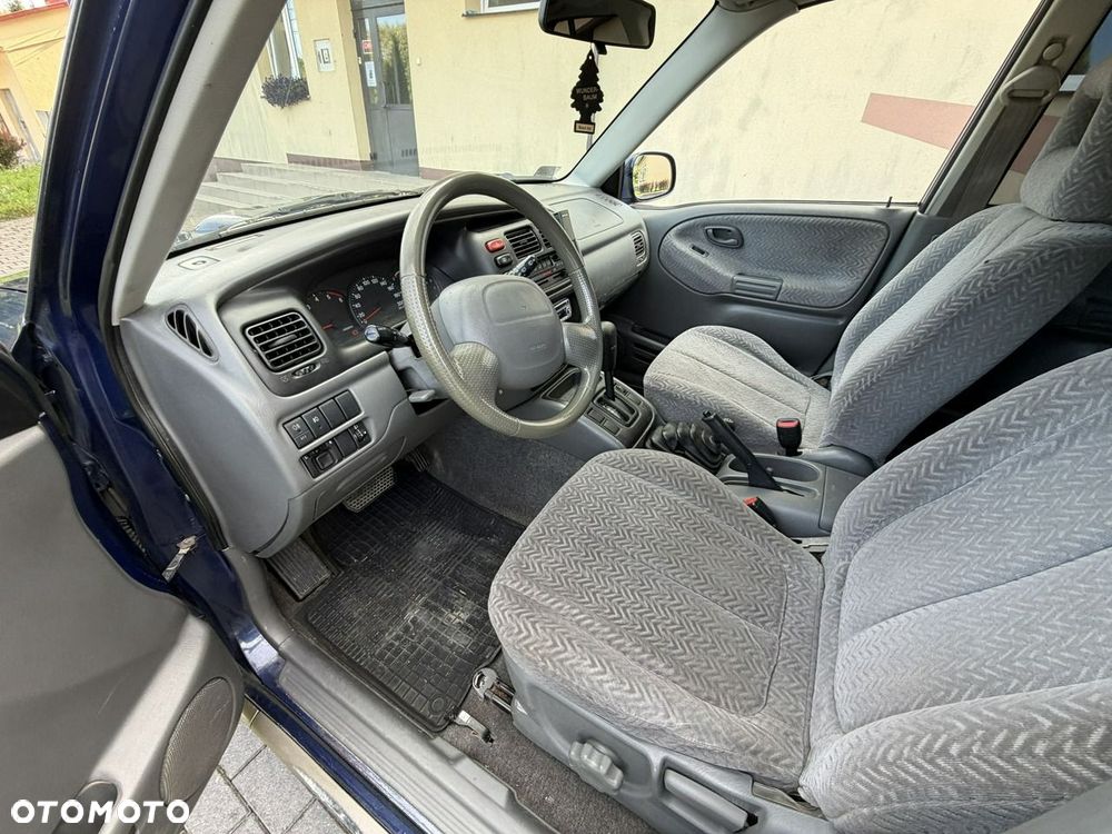 Suzuki Grand Vitara - 15