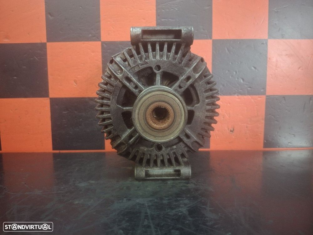 Alternador Mercedes-Benz E-Class (W212) - 1